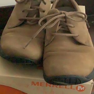 Merrell lace-up oxfords.  Size 7